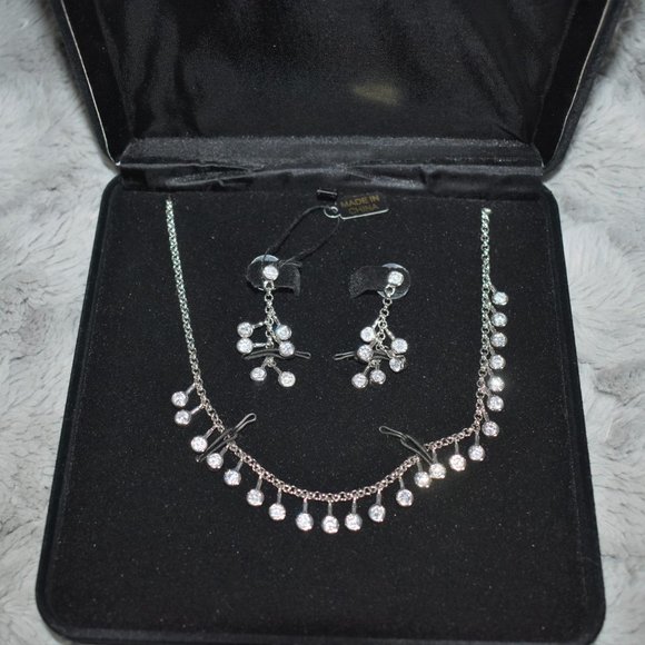 NWT RARE Mary Kay necklace and earring jewelry set dangle sparkle silver circle - Picture 2 of 5